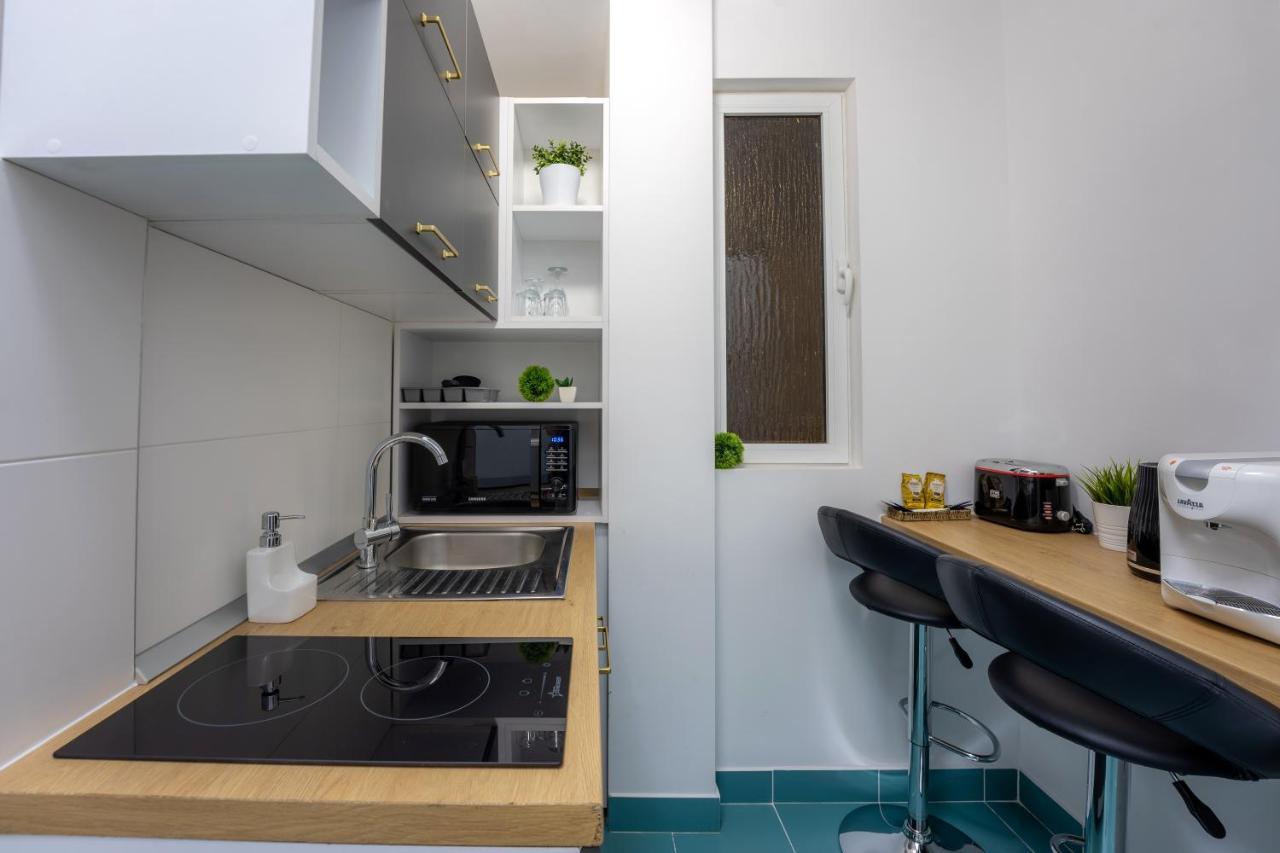 Metropole Apartments Studio City Bucarest Esterno foto